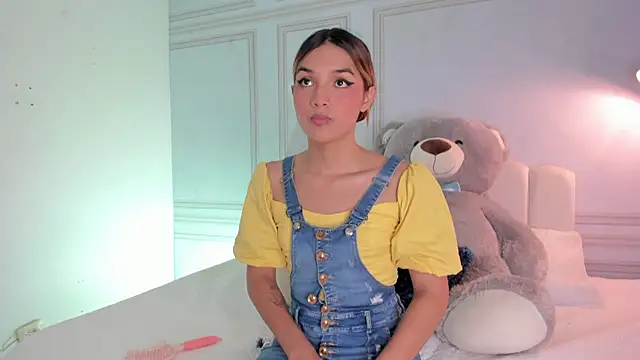 Doll Isa  online show from 10-11-25, 07:26