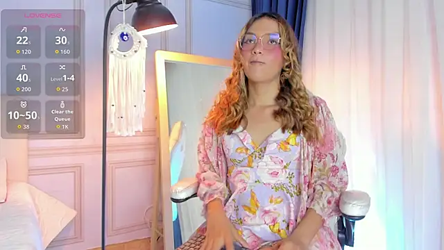 Doll Isa  online show from 09-19-25, 07:40