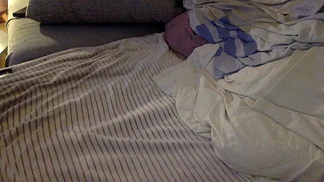 Snapshot of Breezydicksn chatting on 11-20-25, 05:24 Breezydicksn online show from 11-20-25, 05:24