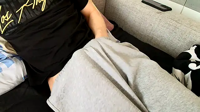 Snapshot of Breezydicksn chatting on 01-14-26, 09:13 Breezydicksn online show from 01-14-26, 09:13