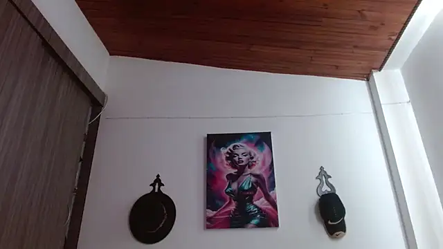 Crystal Star  online show from 04-10-26, 01:51