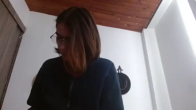 Crystal Star  online show from 02-23-26, 01:12