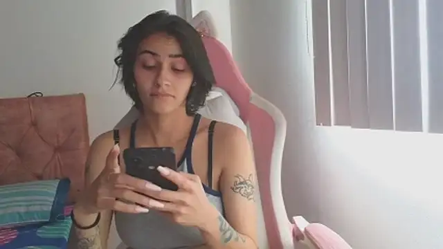 Crystal Star  online show from 10-23-25, 07:34