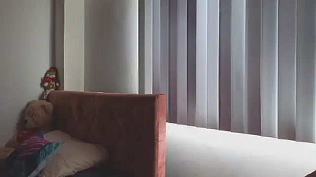 Crystal Star  online show from 11-24-25, 03:23