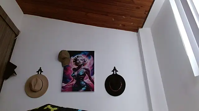 Crystal Star  online show from 02-16-26, 12:04