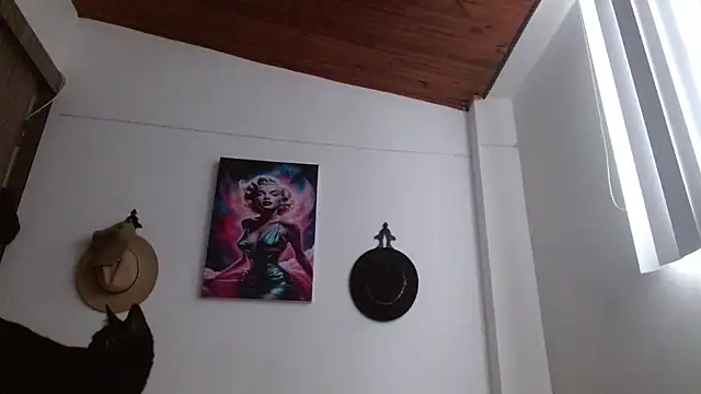 Crystal Star  online show from 03-12-26, 12:42