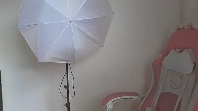 Crystal Star  online show from 11-10-25, 03:17