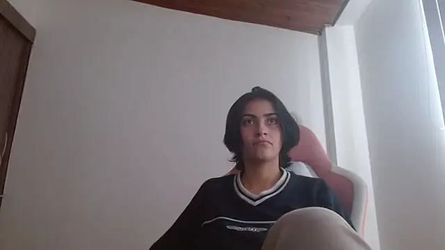 Crystal Star  online show from 09-24-25, 02:12