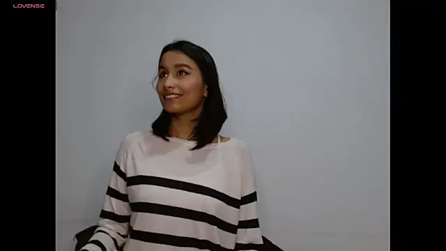 Gia Lee online show from 11-08-25, 03:21