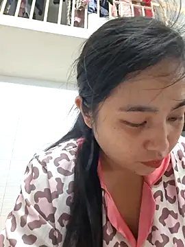 Minn-cute online show from 11-08-25, 03:10