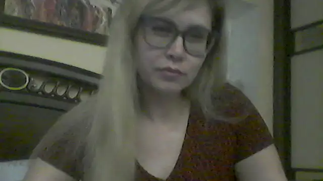 Crystal00Girl online show from 10-31-25, 09:54