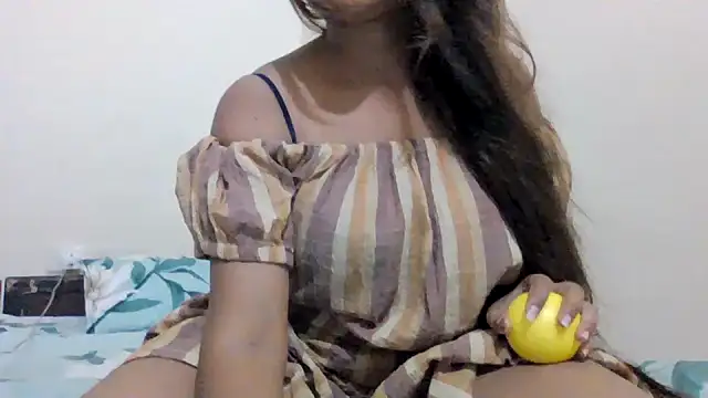 Little toy girl online show from 07-07-26, 05:43