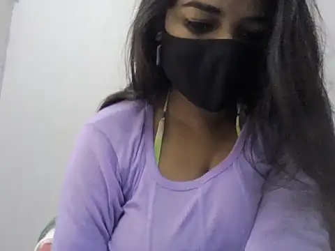 Little toy girl online show from 12-14-25, 11:38