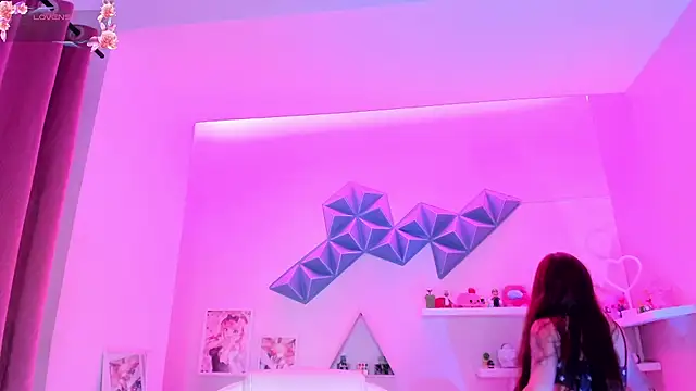 dreamleah  online show from 07-04-26, 11:42