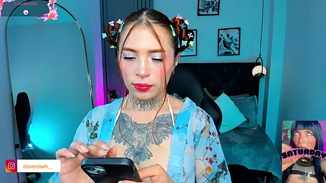 dreamleah  online show from 01-17-26, 05:22