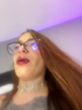 dreamleah  online show from 04-15-26, 02:28