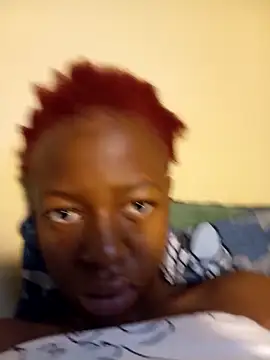 Snapshot of Freakysluttt chatting on 10-31-25, 04:42 Freakysluttt online show from 10-31-25, 04:42