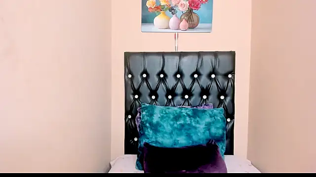 Toxicfantasy4u online show from 02-18-26, 04:25