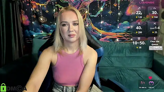 CrystalGirl99 online show from 02-05-26, 07:59