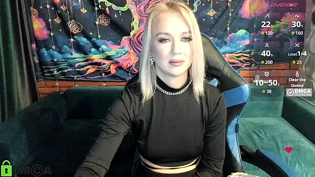 CrystalGirl99 online show from 03-12-26, 08:07