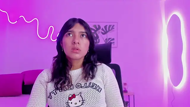 Cherrydollxx online show from 10-07-25, 11:33