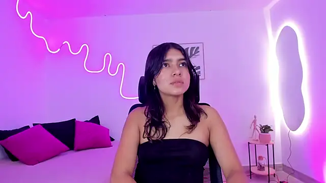 Cherrydollxx online show from 09-23-25, 12:01