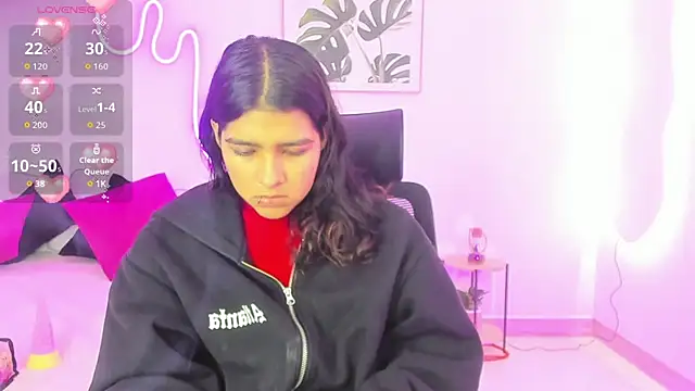 Cherrydollxx online show from 10-09-25, 11:44