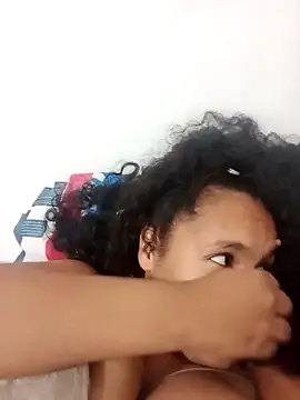 Snapshot of Viviana_h chatting on 11-08-25, 12:14 Viviana h online show from 11-08-25, 12:14