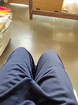 Snapshot of slim-uncut chatting on 03-01-26, 07:41 slim-uncut online show from 03-01-26, 07:41