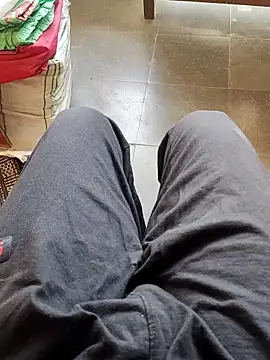 Snapshot of slim-uncut chatting on 03-14-26, 07:47 slim-uncut online show from 03-14-26, 07:47