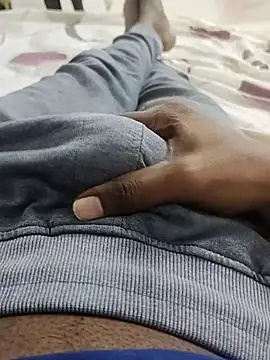 Snapshot of slim-uncut chatting on 10-23-25, 05:00 slim-uncut online show from 10-23-25, 05:00