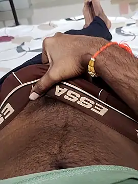 Snapshot of slim-uncut chatting on 09-25-25, 01:44 slim-uncut online show from 09-25-25, 01:44