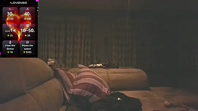 Snapshot of Miss_Lucifer6 chatting on 09-24-25, 01:13 Miss Lucifer6 online show from 09-24-25, 01:13