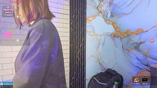 nena cupcake  online show from 12-18-25, 11:25