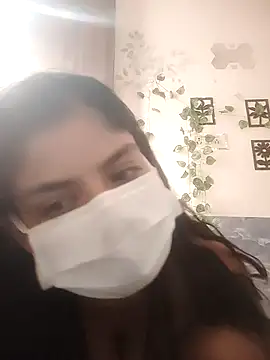 Snapshot of sassyy_poonam chatting on 09-26-25, 03:35 sassyy poonam online show from 09-26-25, 03:35