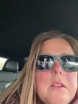 hornykitty1210 online show from 10-24-25, 07:13