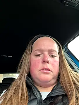 hornykitty1210 online show from 10-31-25, 07:21