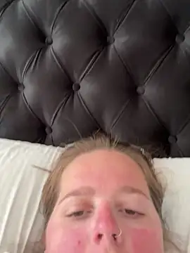 hornykitty1210 online show from 10-27-25, 05:14