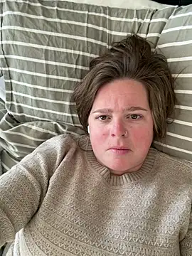 hornykitty1210 online show from 02-02-26, 05:12