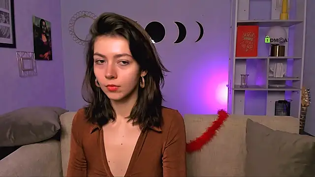 lola sun12 online show from 01-17-26, 08:23