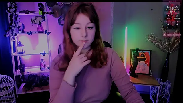 lola sun12 online show from 12-21-25, 08:20