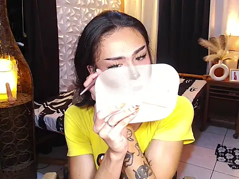 WILDROXIE online show from 10-07-25, 10:55