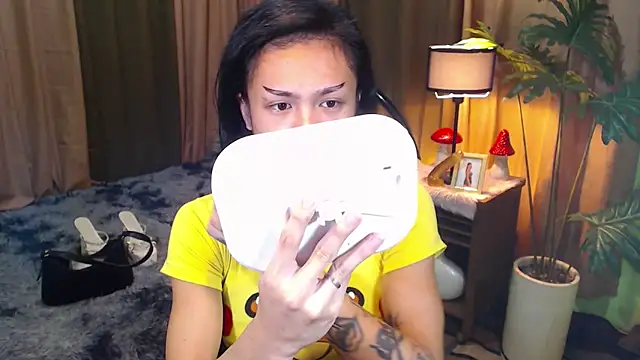 WILDROXIE online show from 09-22-25, 10:49