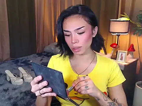 WILDROXIE online show from 09-23-25, 11:12