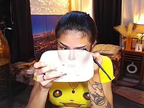 WILDROXIE online show from 10-29-25, 11:14