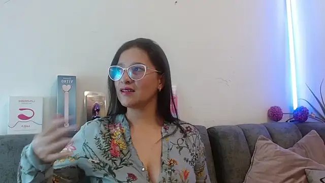 Alana steel 1 online show from 03-27-26, 07:26