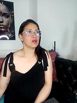 Alana steel 1 online show from 09-27-25, 07:42