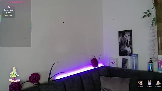 Alana steel 1 online show from 02-05-26, 07:43