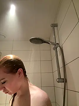 Chloemillerrxx online show from 11-23-25, 01:32