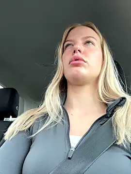 Chloemillerrxx online show from 09-13-25, 02:17